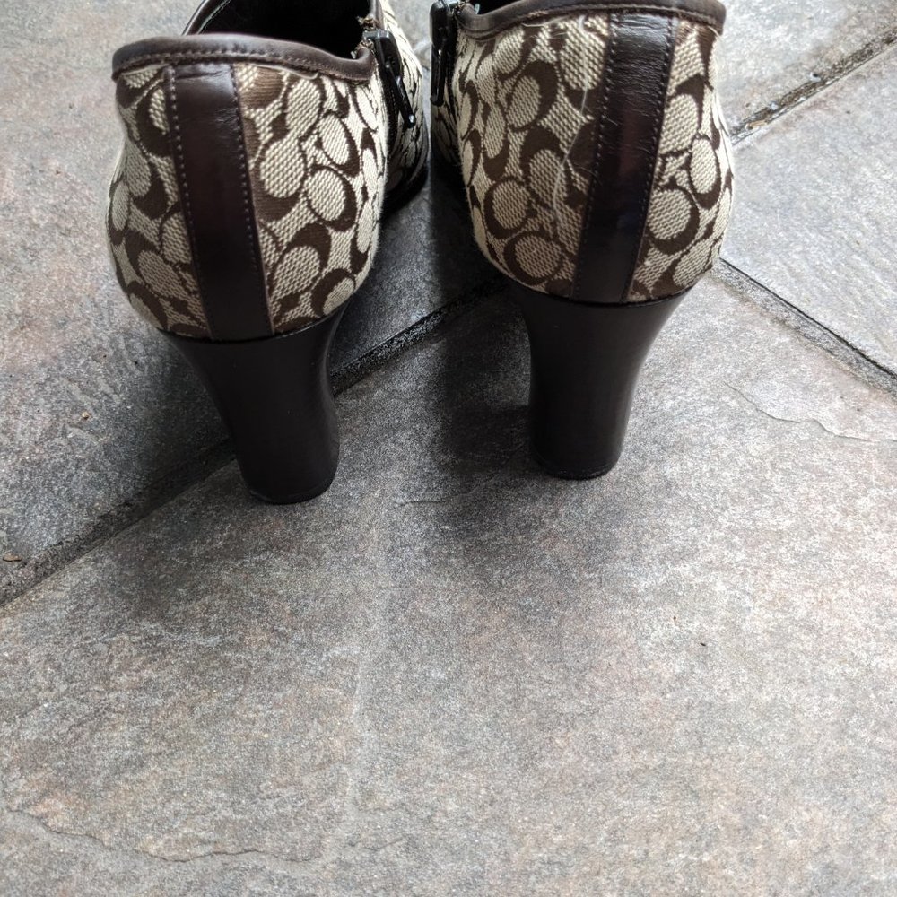 Coach Daphne Ankle Booties Shoes 6.5 B - Picture 5 of 7